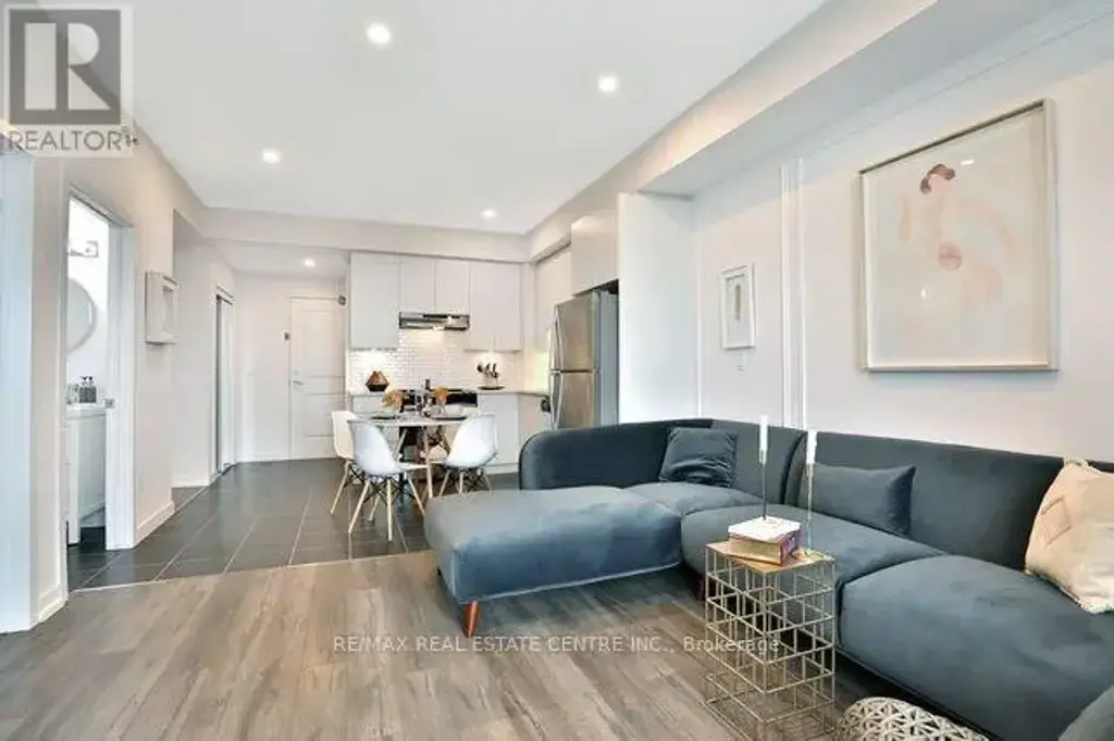 318 - 2490 Old Bronte Road, Oakville (WM Westmount)